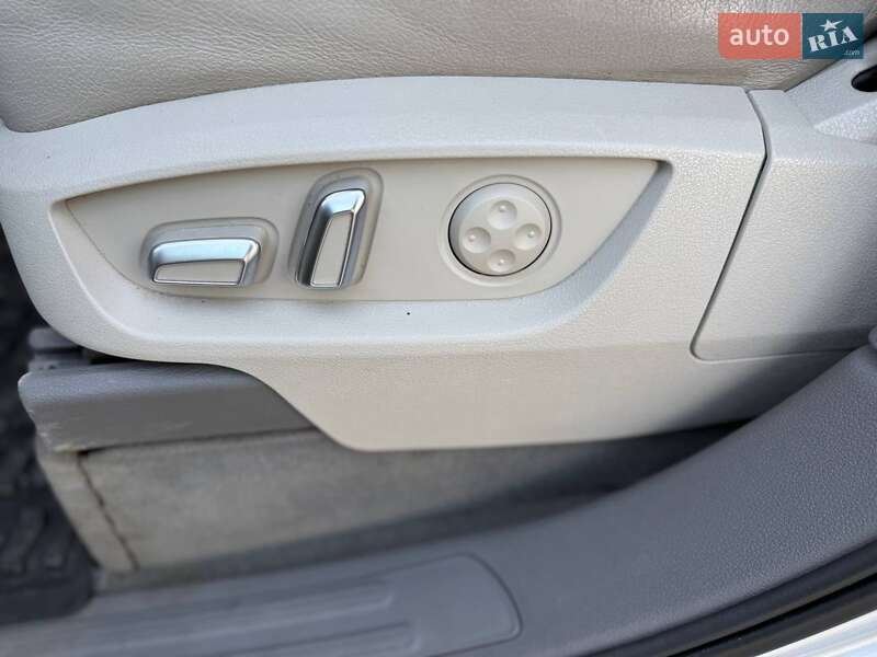 Позашляховик / Кросовер Audi Q7 2012 в Тернополі