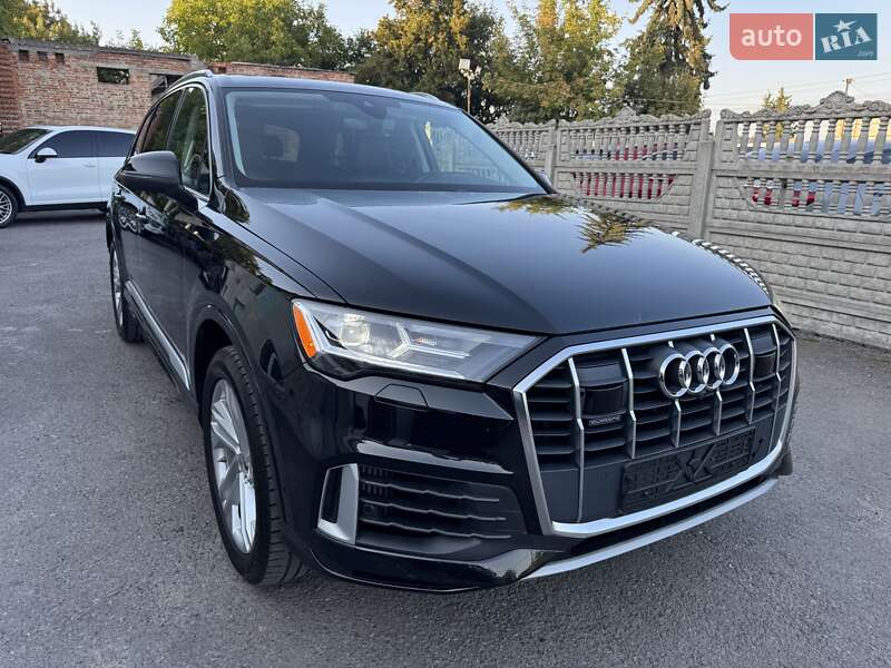 Позашляховик / Кросовер Audi Q7 2022 в Тернополі