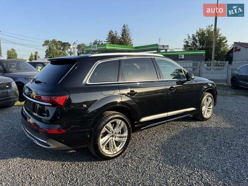 Позашляховик / Кросовер Audi Q7 2022 в Тернополі