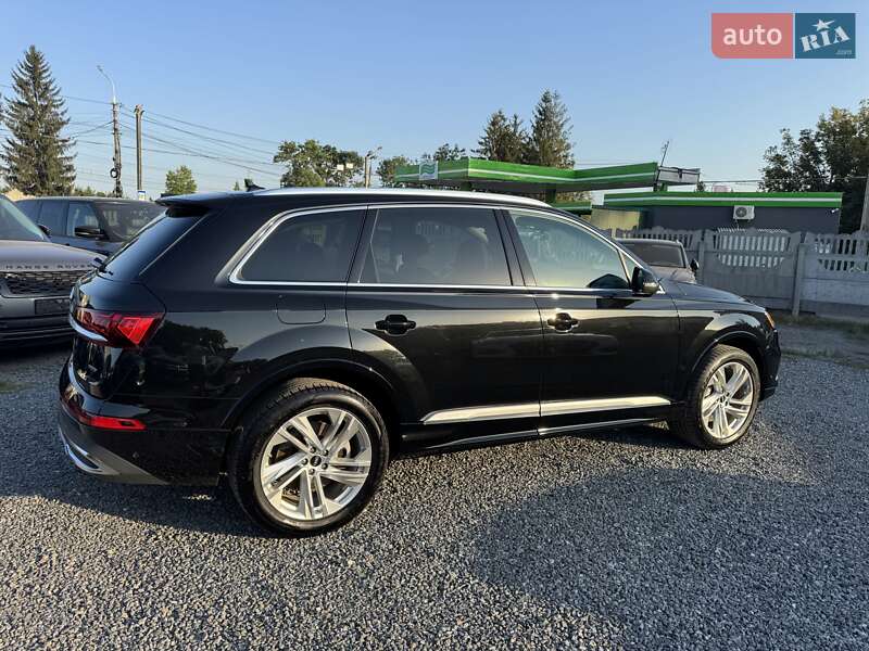 Позашляховик / Кросовер Audi Q7 2022 в Тернополі