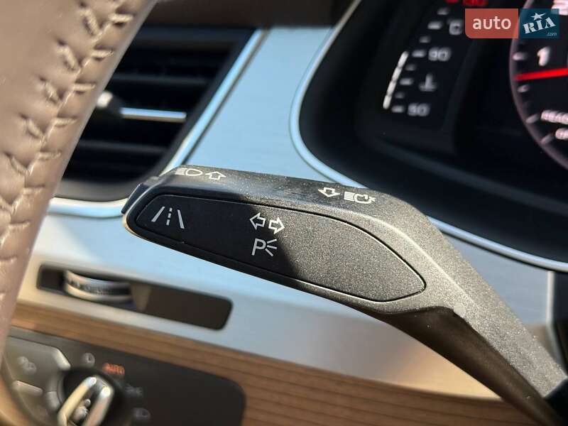 Внедорожник / Кроссовер Audi Q7 2017 в Ровно