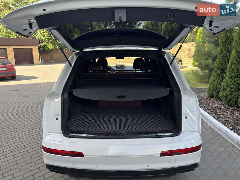 Позашляховик / Кросовер Audi Q7 2016 в Луцьку фото 37 Позашляховик / Кросовер Audi Q7 2016 в Луцьку