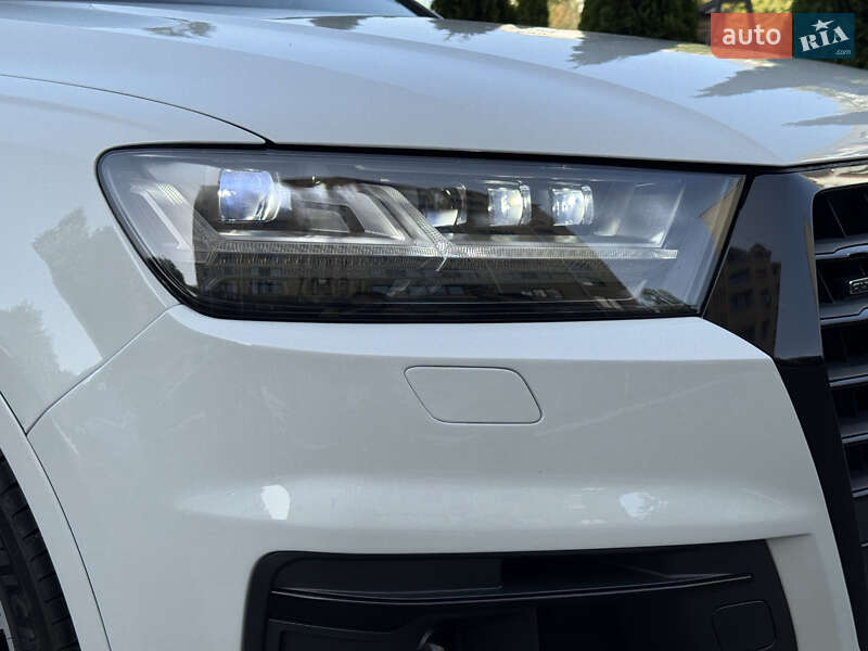 Позашляховик / Кросовер Audi Q7 2016 в Луцьку фото 42 Позашляховик / Кросовер Audi Q7 2016 в Луцьку