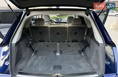 Позашляховик / Кросовер Audi Q7 2019 в 