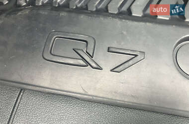 Внедорожник / Кроссовер Audi Q7 2016 в 