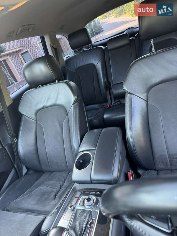 Позашляховик / Кросовер Audi Q7 2011 в Чернівцях фото 18 Позашляховик / Кросовер Audi Q7 2011 в Чернівцях