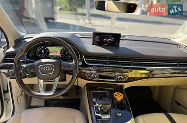 Позашляховик / Кросовер Audi Q7 2018 в Києві