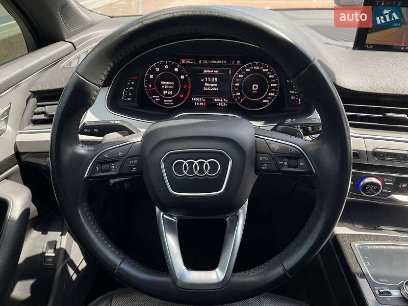 Позашляховик / Кросовер Audi Q7 2018 в Києві