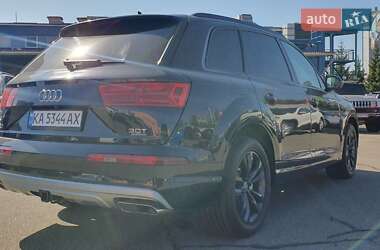 Внедорожник / Кроссовер Audi Q7 2016 в 