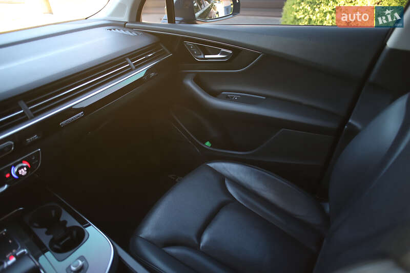 Позашляховик / Кросовер Audi Q7 2018 в Білій Церкві фото 15 Позашляховик / Кросовер Audi Q7 2018 в Білій Церкві