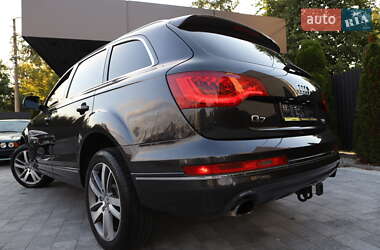 Позашляховик / Кросовер Audi Q7 2015 в  фото 40 Позашляховик / Кросовер Audi Q7 2015 в