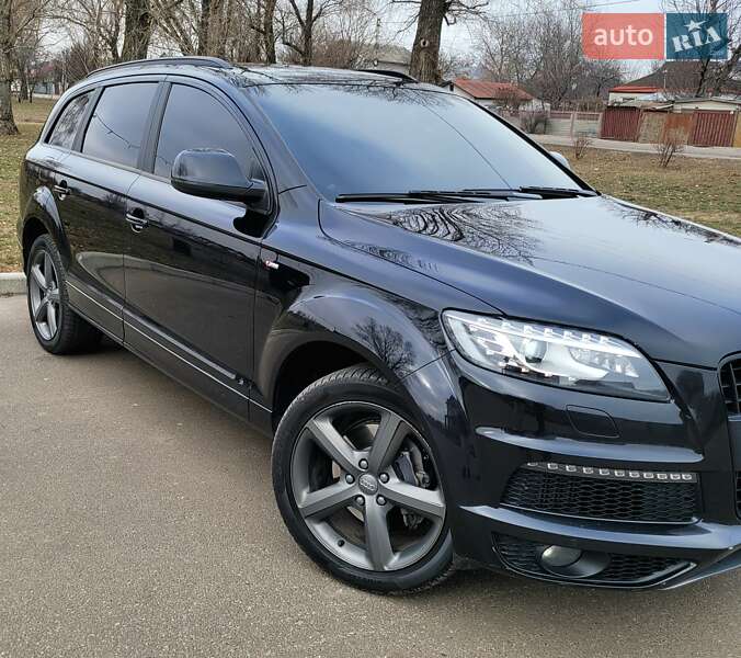 Позашляховик / Кросовер Audi Q7 2013 в Києві