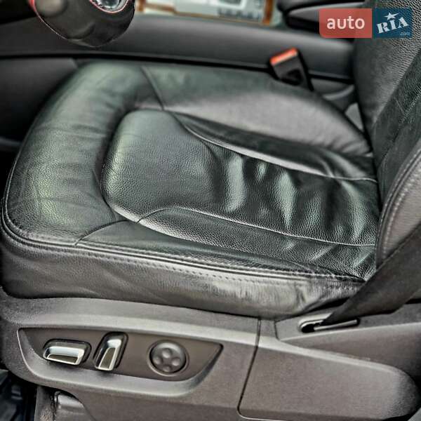 Позашляховик / Кросовер Audi Q7 2013 в Києві