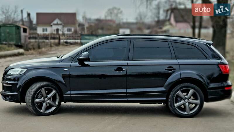 Позашляховик / Кросовер Audi Q7 2013 в Києві