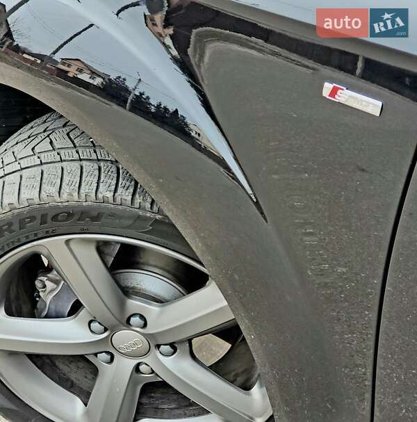 Позашляховик / Кросовер Audi Q7 2013 в Києві