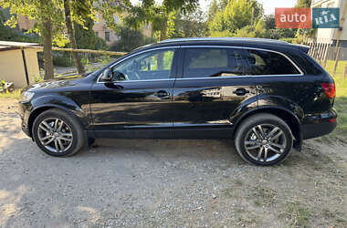 Позашляховик / Кросовер Audi Q7 2007 в 