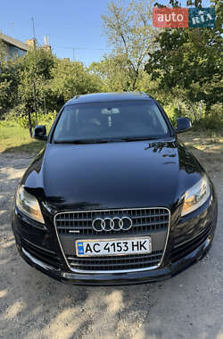 Позашляховик / Кросовер Audi Q7 2007 в 