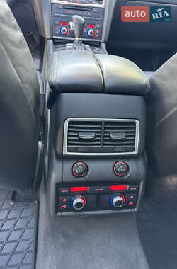 Позашляховик / Кросовер Audi Q7 2007 в 