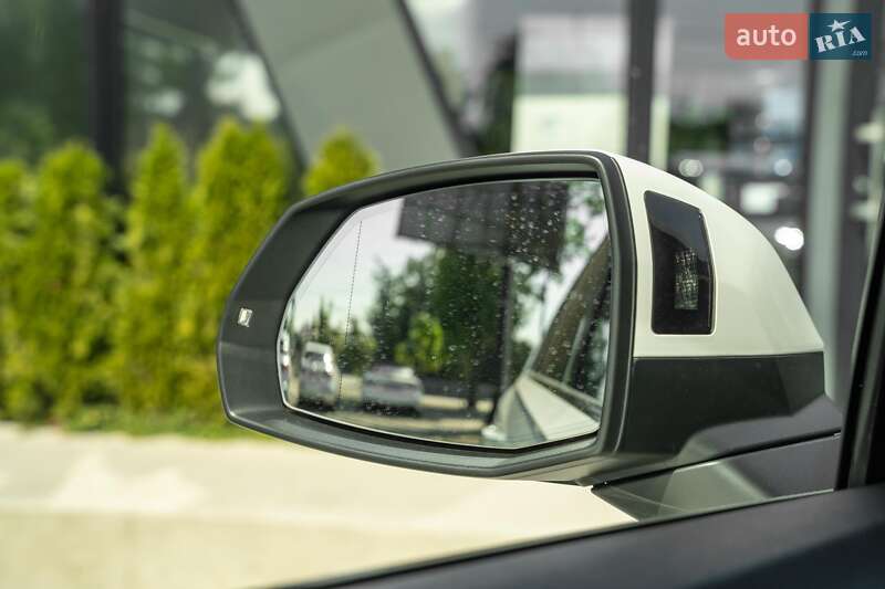 Внедорожник / Кроссовер Audi Q7 2017 в Черновцах