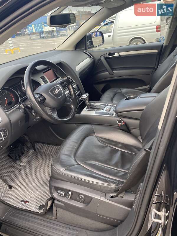 Позашляховик / Кросовер Audi Q7 2013 в Кам'янець-Подільському