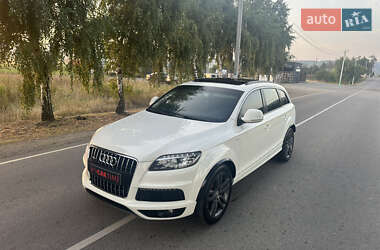 Позашляховик / Кросовер Audi Q7 2007 в 