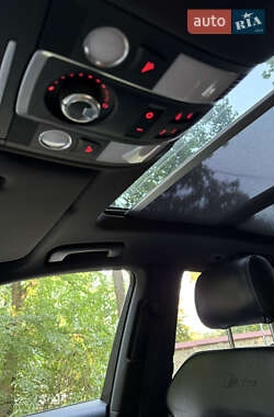 Позашляховик / Кросовер Audi Q7 2012 в 