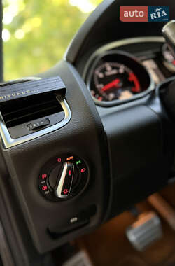 Позашляховик / Кросовер Audi Q7 2012 в 