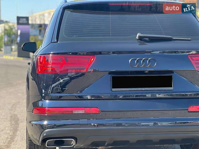 Позашляховик / Кросовер Audi Q7 2016 в Одесі фото 10 Позашляховик / Кросовер Audi Q7 2016 в Одесі