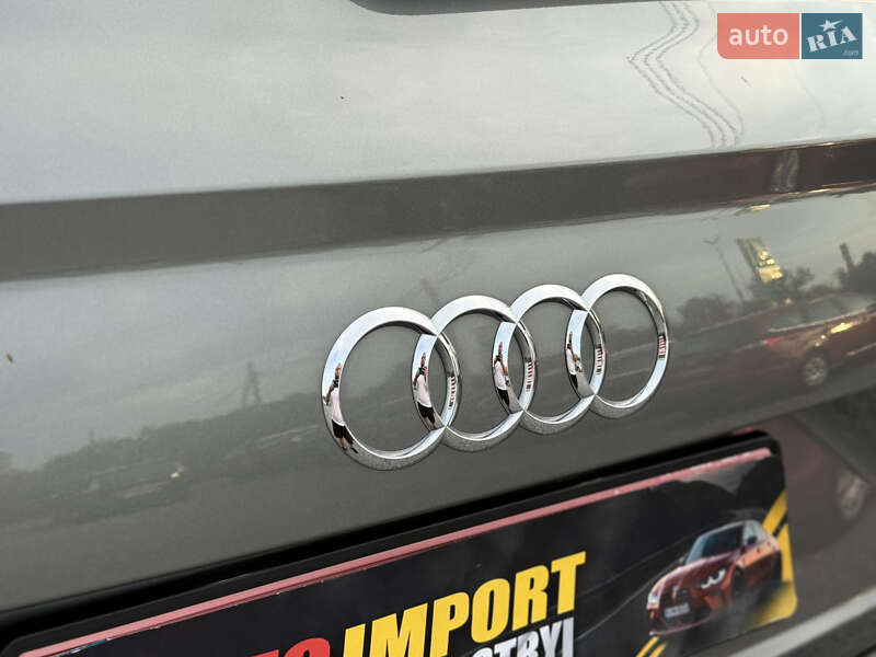 Позашляховик / Кросовер Audi Q7 2017 в Стрию