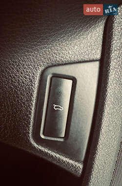 Внедорожник / Кроссовер Audi Q7 2010 в 