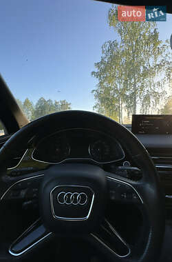 Внедорожник / Кроссовер Audi Q7 2017 в 