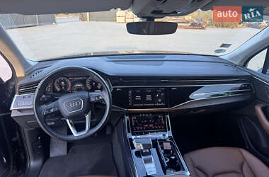 Внедорожник / Кроссовер Audi Q7 2023 в 