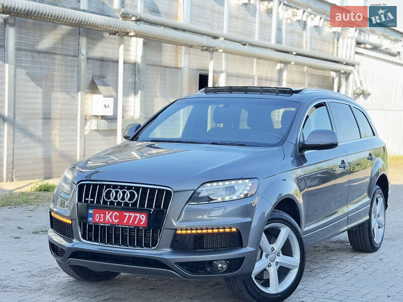 Позашляховик / Кросовер Audi Q7 2012 в 