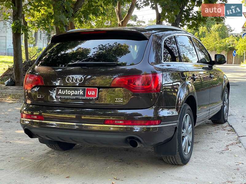 Позашляховик / Кросовер Audi Q7 2010 в Києві фото 10 Позашляховик / Кросовер Audi Q7 2010 в Києві