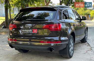 Внедорожник / Кроссовер Audi Q7 2010 в 