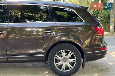 Внедорожник / Кроссовер Audi Q7 2010 в 