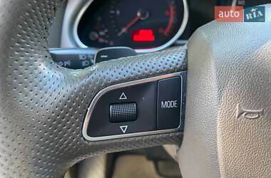 Внедорожник / Кроссовер Audi Q7 2010 в 
