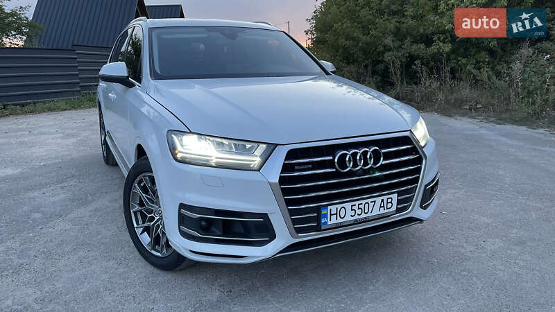 Позашляховик / Кросовер Audi Q7 2019 в Тернополі