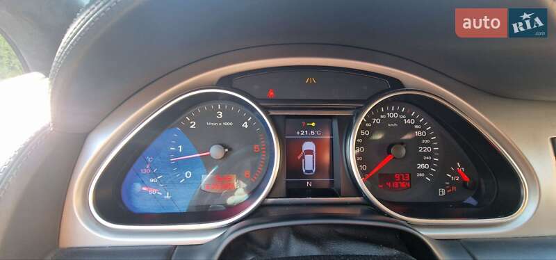 Позашляховик / Кросовер Audi Q7 2009 в Києві