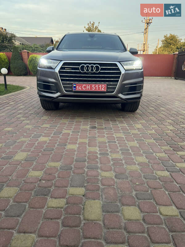 Внедорожник / Кроссовер Audi Q7 2016 в Львове