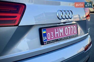 Внедорожник / Кроссовер Audi Q7 2017 в 