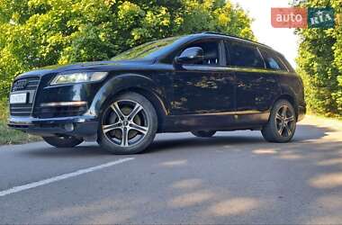 Внедорожник / Кроссовер Audi Q7 2007 в 