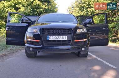 Внедорожник / Кроссовер Audi Q7 2007 в 