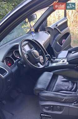 Внедорожник / Кроссовер Audi Q7 2007 в 