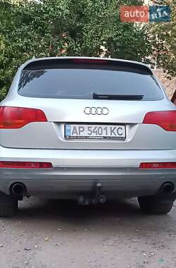 Внедорожник / Кроссовер Audi Q7 2006 в 