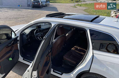 Позашляховик / Кросовер Audi Q7 2019 в 