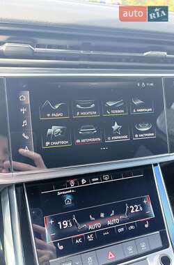 Позашляховик / Кросовер Audi Q7 2022 в 