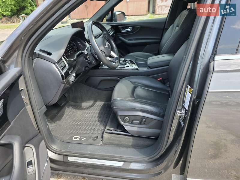 Позашляховик / Кросовер Audi Q7 2018 в Харкові