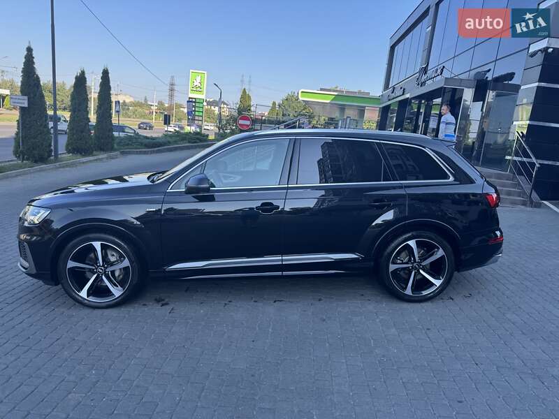 Позашляховик / Кросовер Audi Q7 2020 в Львові