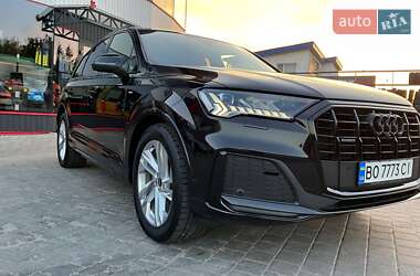 Внедорожник / Кроссовер Audi Q7 2023 в 